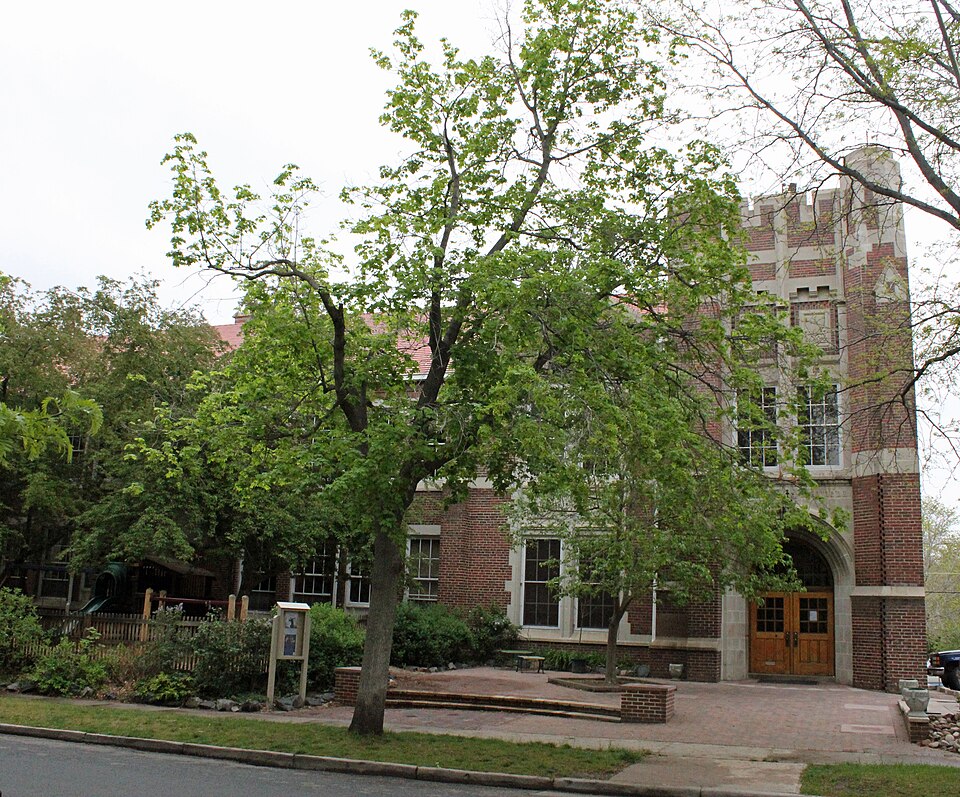 Photograph of Saint Philomena Catholic Parish School