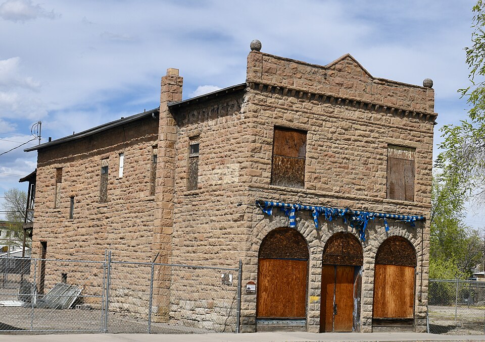 Photograph of Stranges Grocery