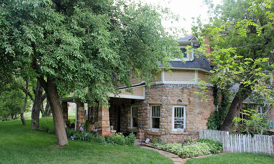 Photograph of Mount Vernon House