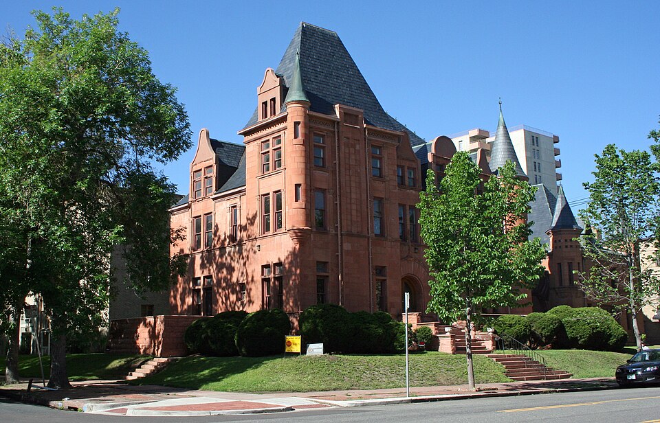 Photograph of Croke-Patterson-Campbell Mansion