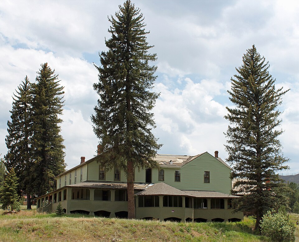 Photograph of Blue Jay Inn