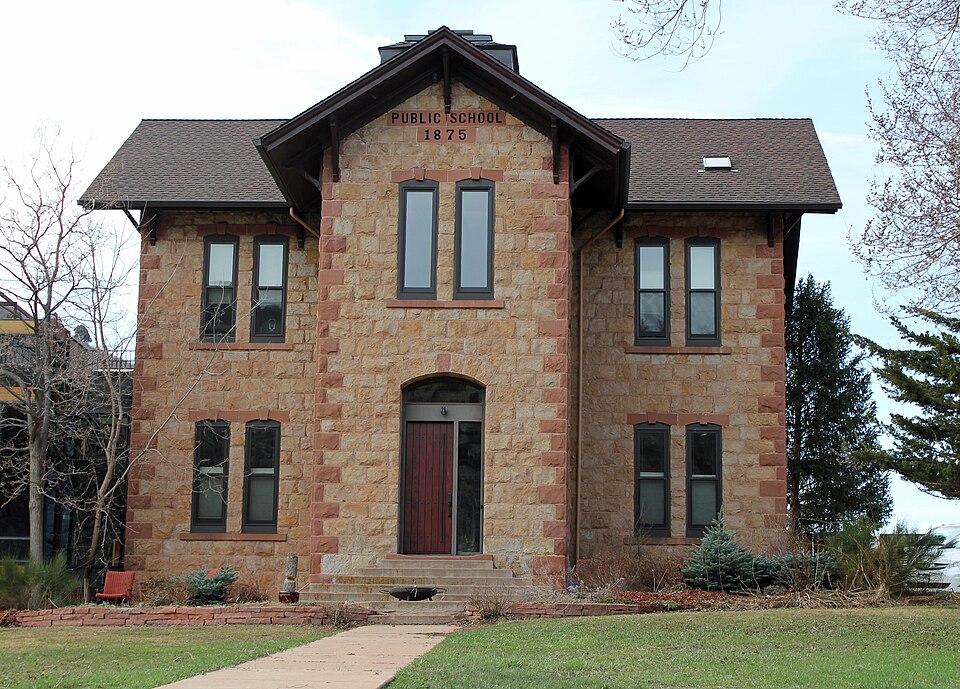 Photograph of Morrison Schoolhouse
