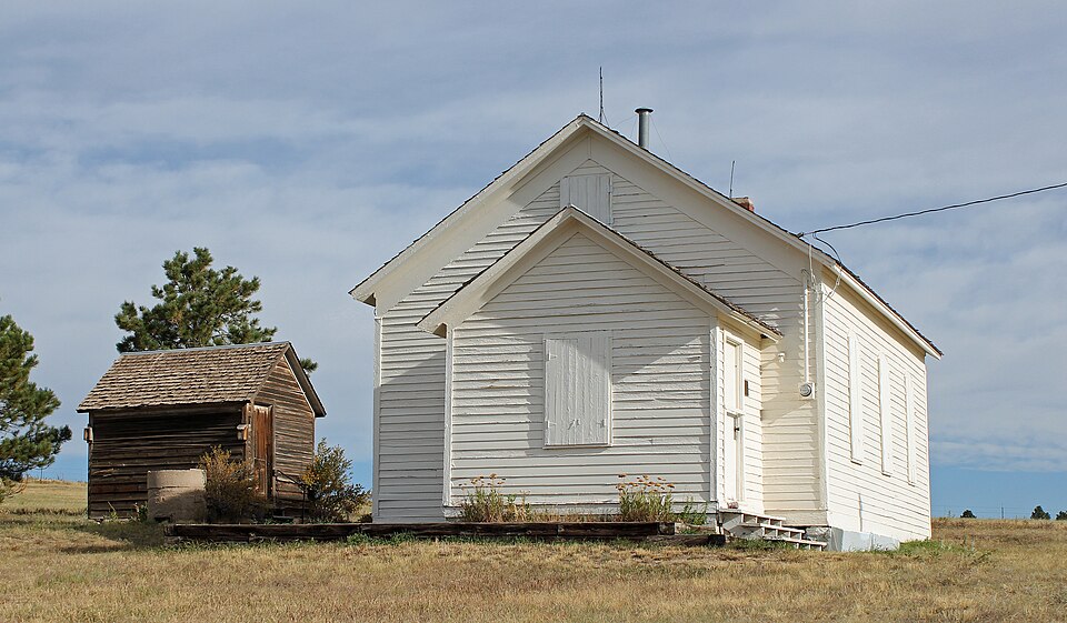 Photograph of Spring Valley School
