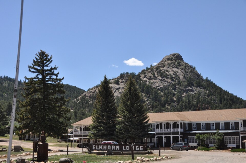 Photograph of Elkhorn Lodge