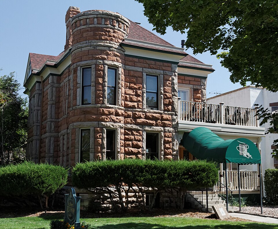 Photograph of McHugh-Andrews House