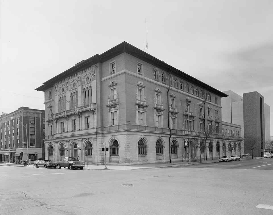 Photograph of Pueblo Federal Building