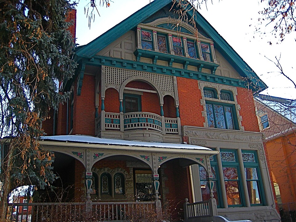 Photograph of Schlessinger House
