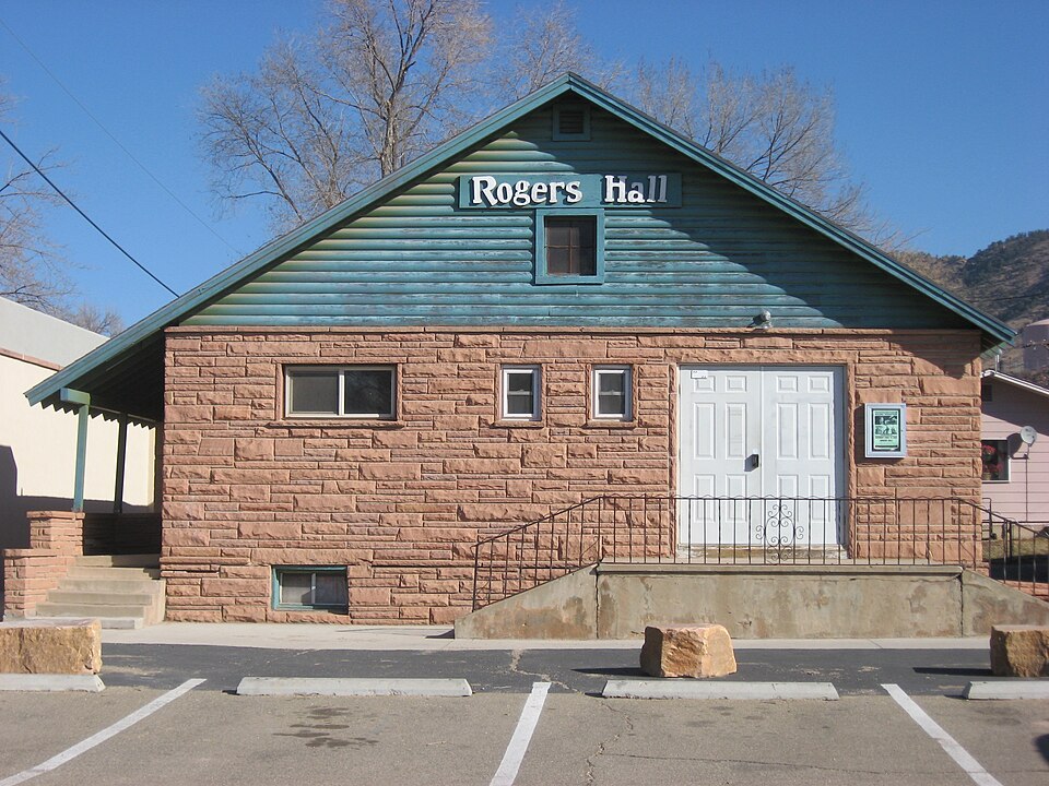 Photograph of Lyons Sandstone Buildings