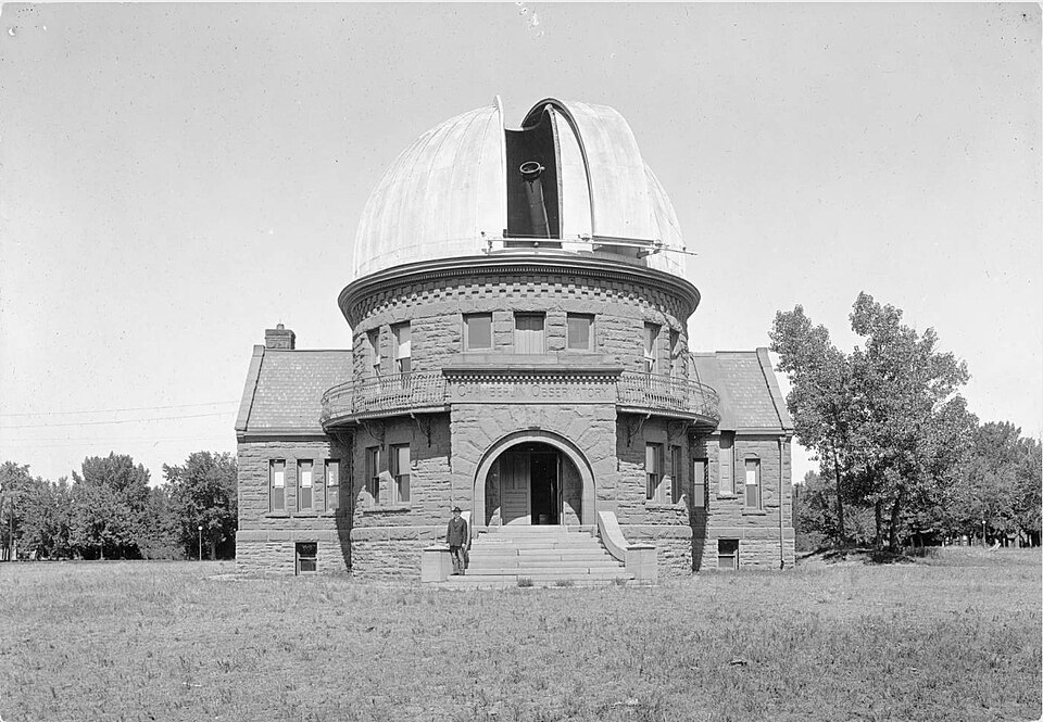Photograph of Chamberlin Observatory