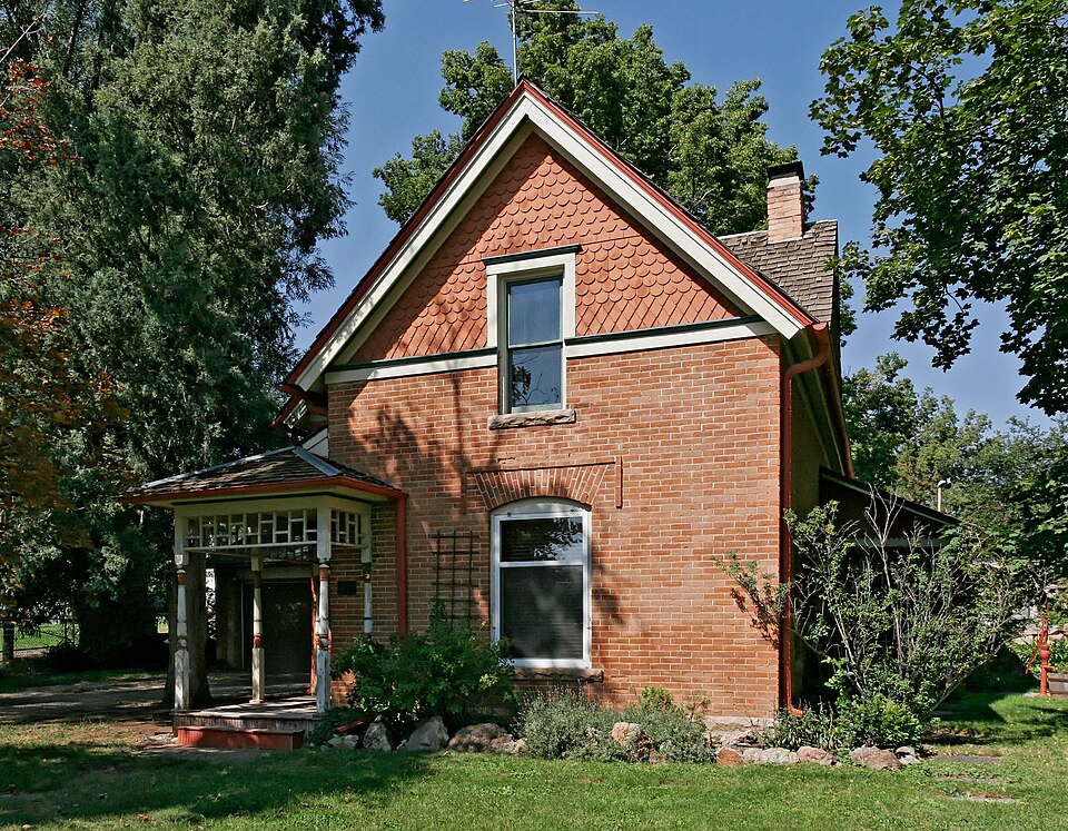 Photograph of R.G. Maxwell House