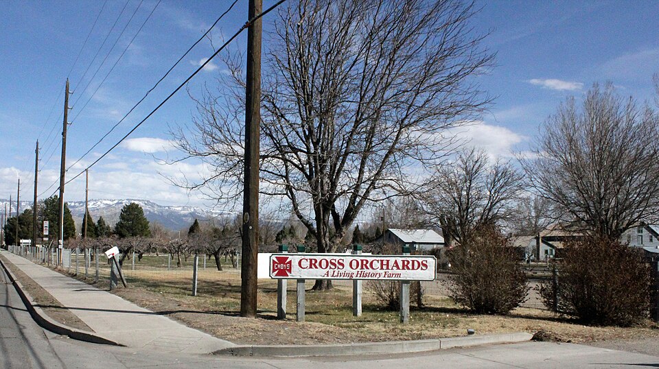Photograph of Cross Orchards Historic Site