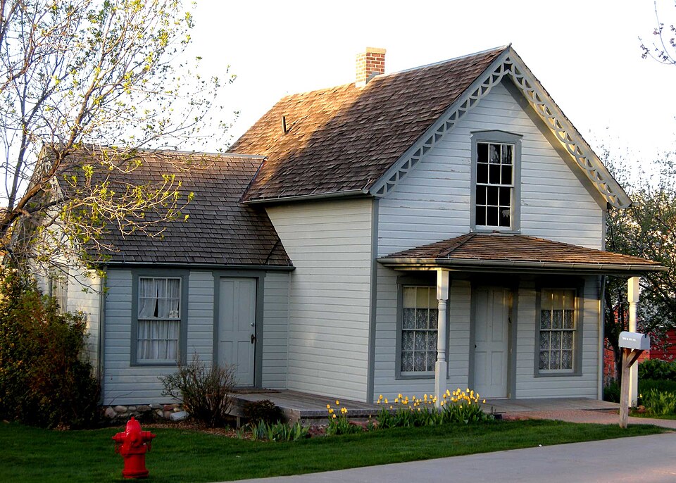 Photograph of Peterson House