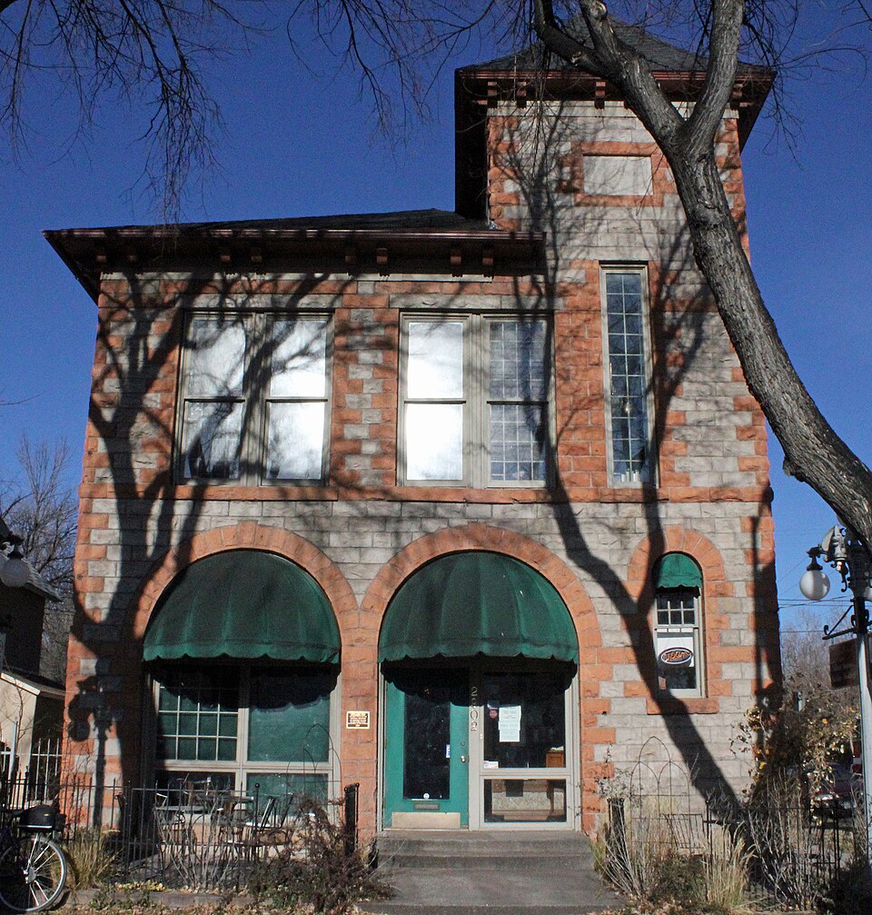 Photograph of City Hall of Old Colorado City