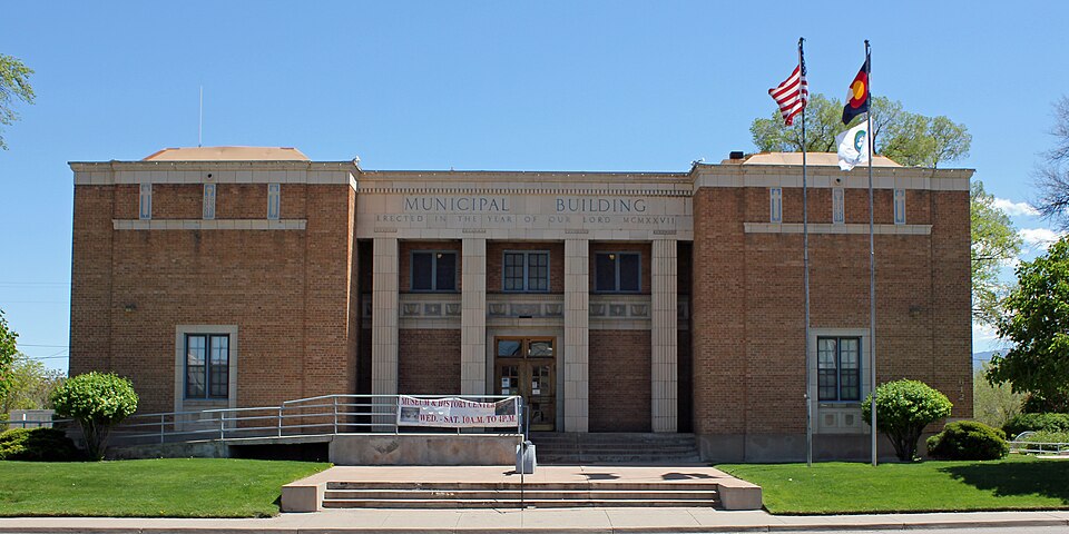 Photograph of Cañon City Municipal Building