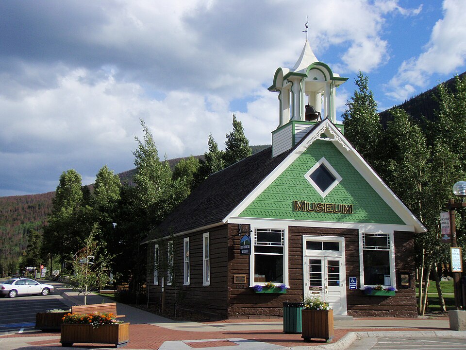 Photograph of Frisco Schoolhouse