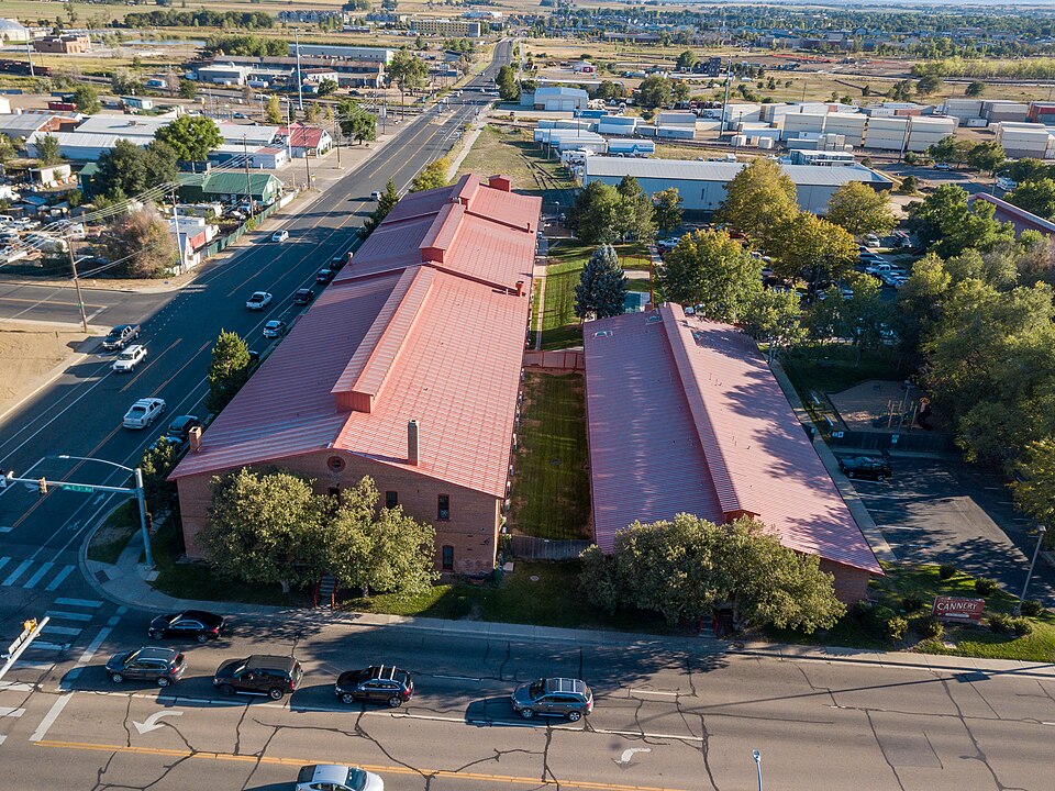 Photograph of Empson Cannery