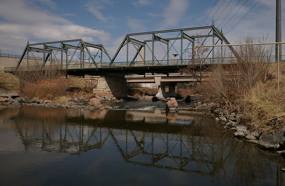 Photograph of 19th Street Bridge