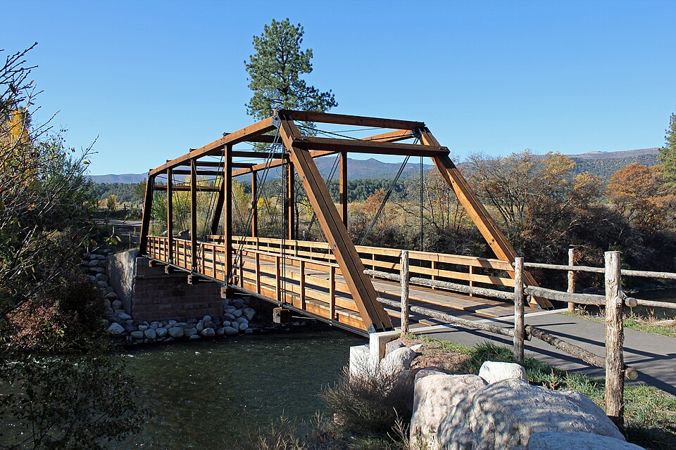 Photograph of Satank Bridge