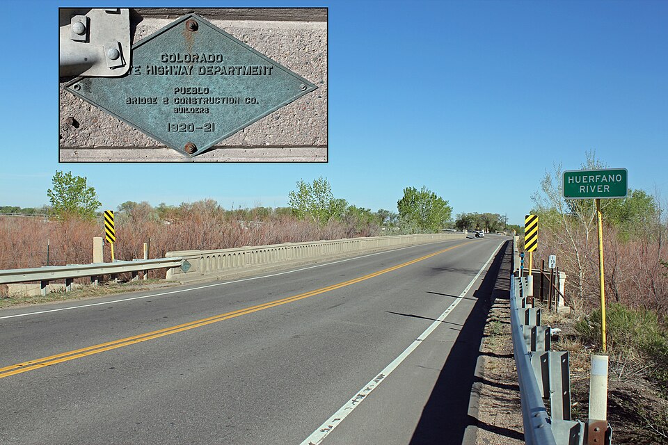 Photograph of Huerfano Bridge