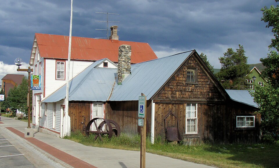 Photograph of Wildhack's Grocery Store-Post Office