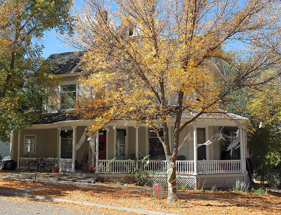 Photograph of Starr Manor