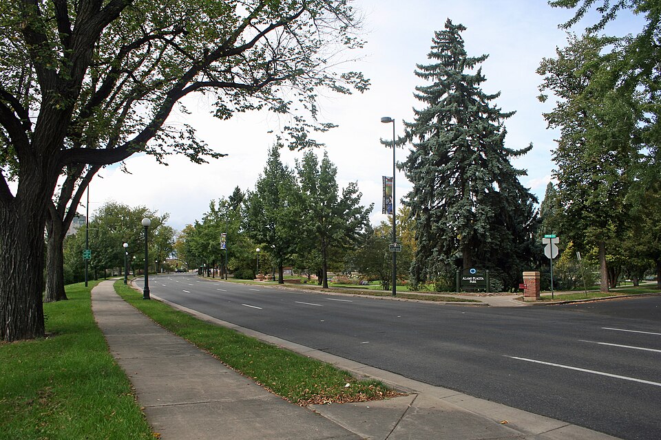 Photograph of Alamo Placita Park