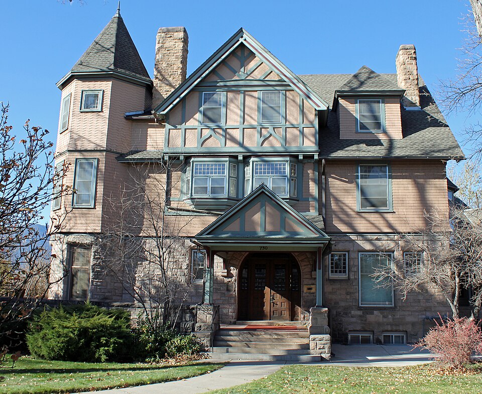 Photograph of Gwynne-Love House