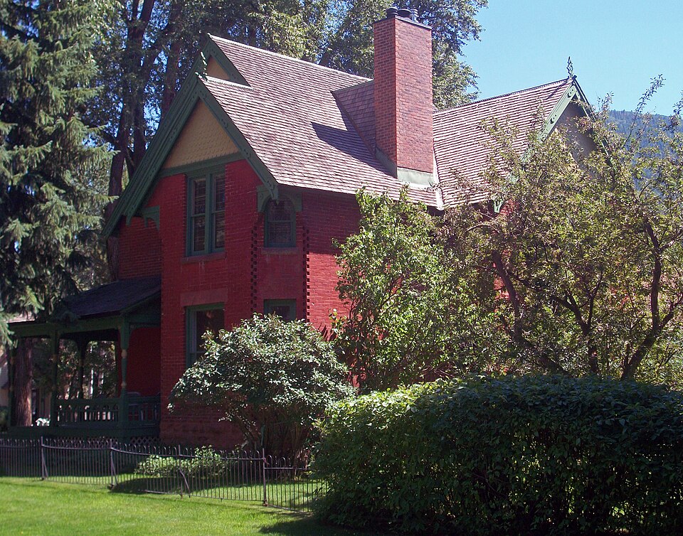 Photograph of Bowles-Cooley House