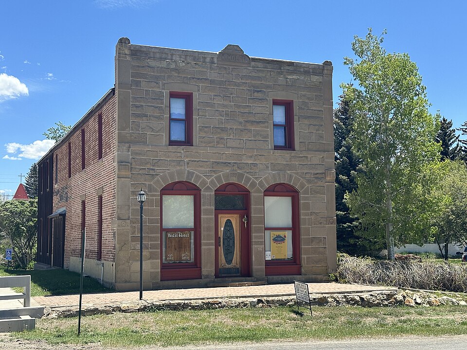 Photograph of National Hotel