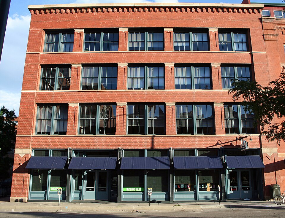 Photograph of Hendrie and Bolthoff Warehouse Building