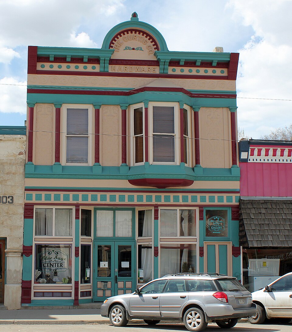 Photograph of Curtis Hardware Store
