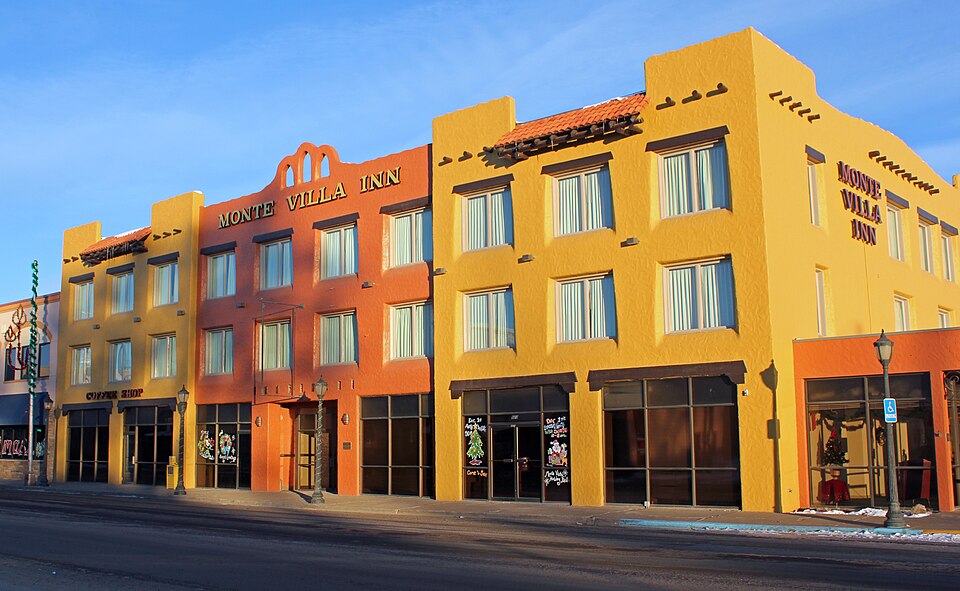 Photograph of El Monte Hotel