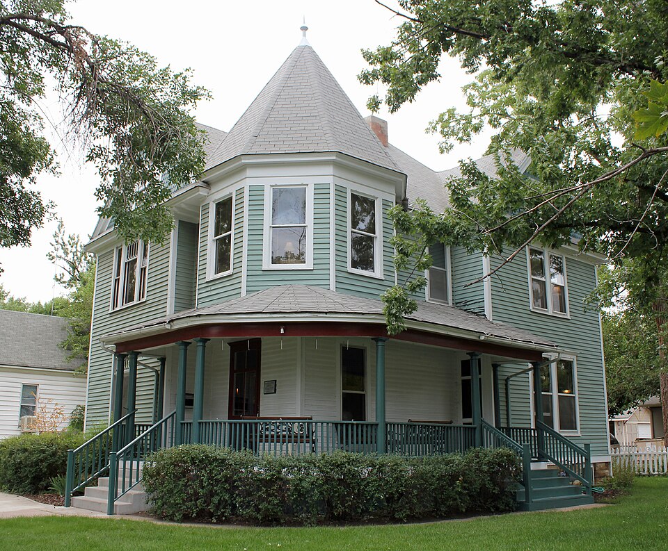 Photograph of Glazier House