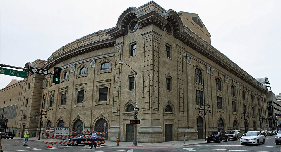 Photograph of Ellie Caulkins Opera House