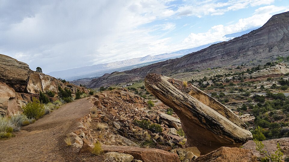 Photograph of Serpents Trail