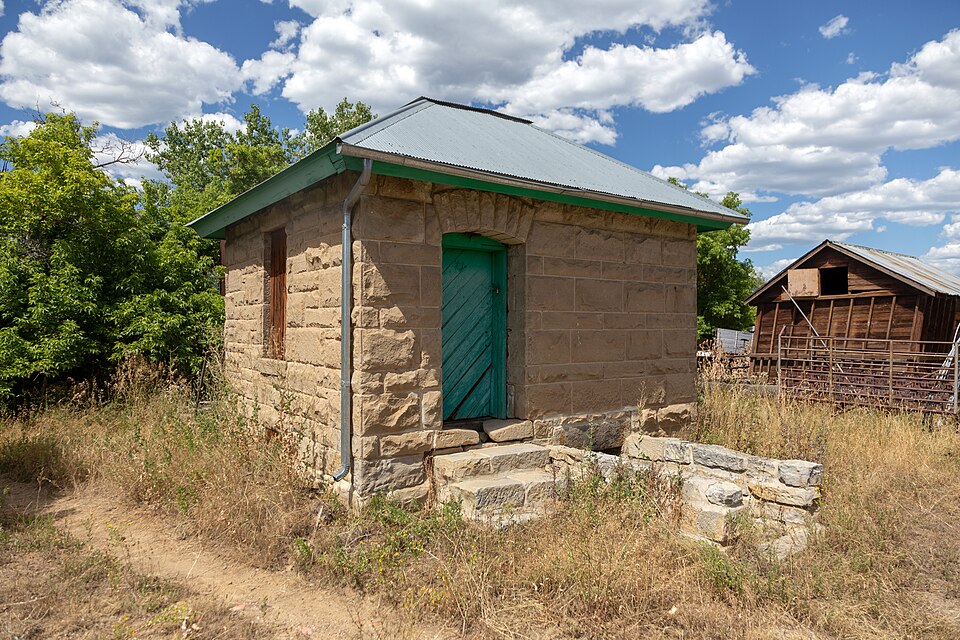Photograph of Fox Mine Office