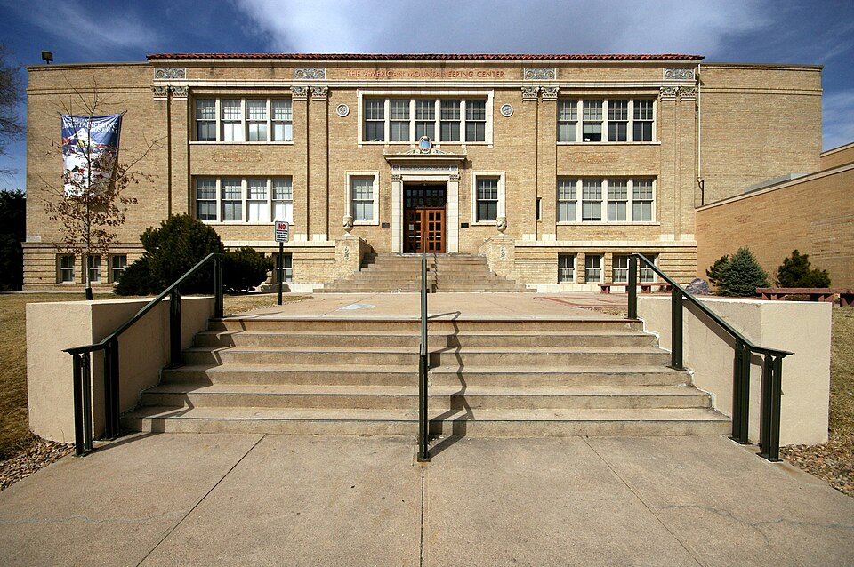 Photograph of Golden High School
