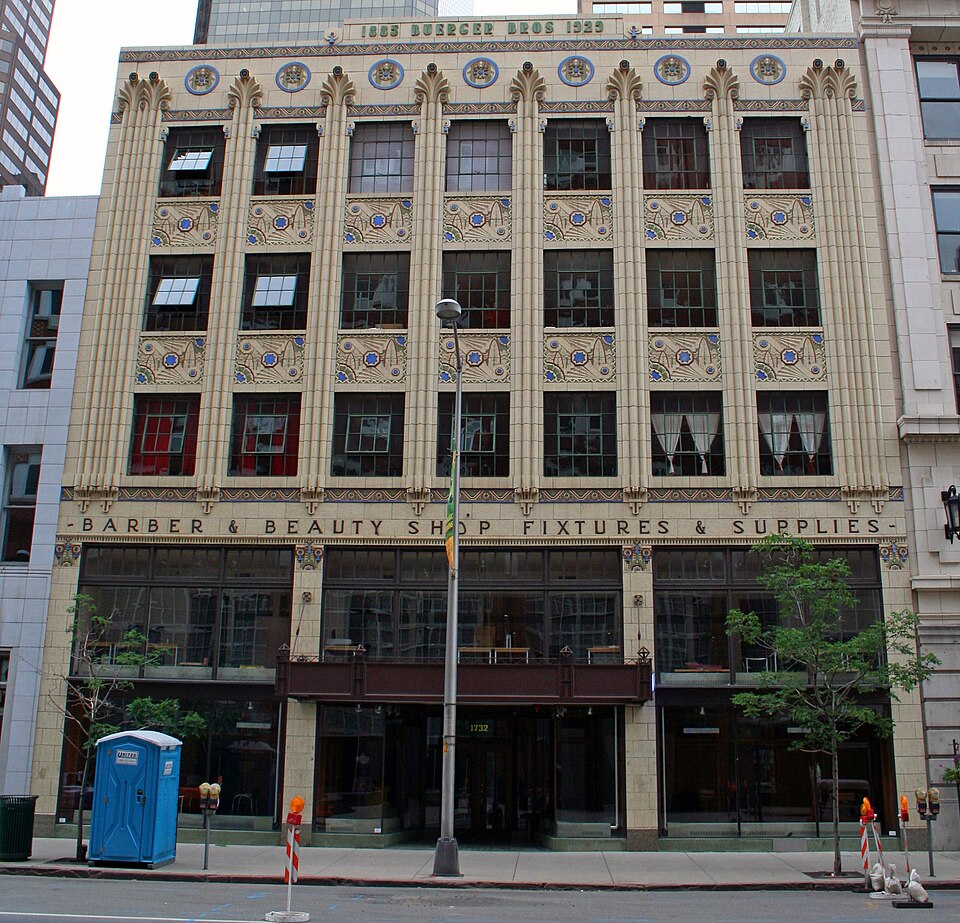 Photograph of Buerger Brothers Building and Annex
