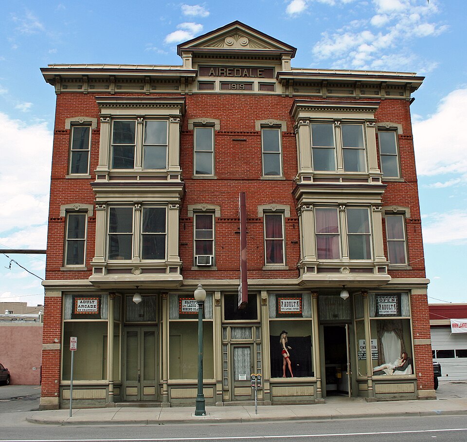 Photograph of Kopper's Hotel and Saloon