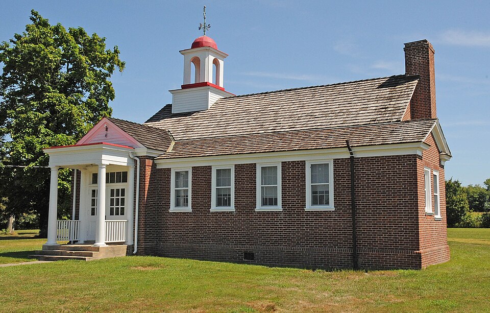 Photograph of Taylor's Bridge School