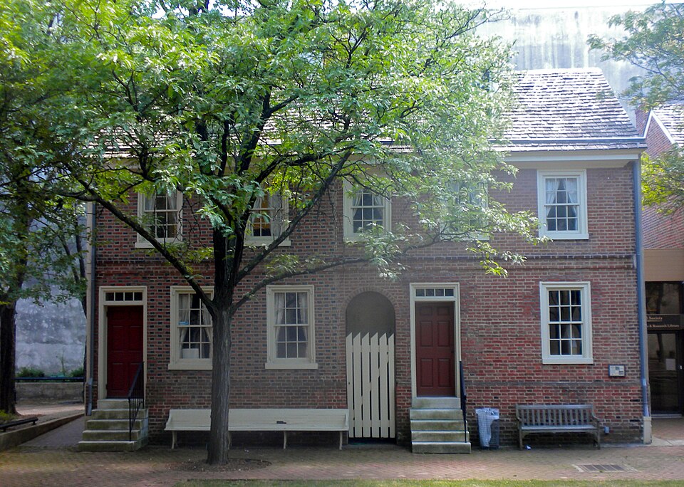 Photograph of Obidiah Dingee House