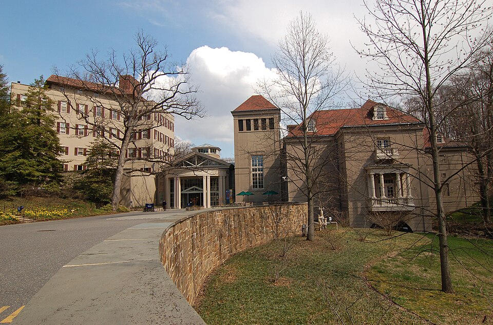 Photograph of Winterthur Museum, Garden and Library