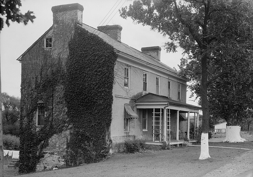 Photograph of Hale-Byrnes House