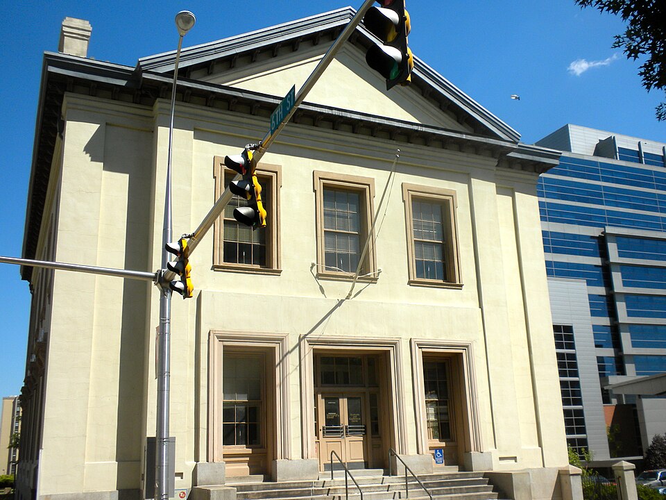 Photograph of Old Customshouse