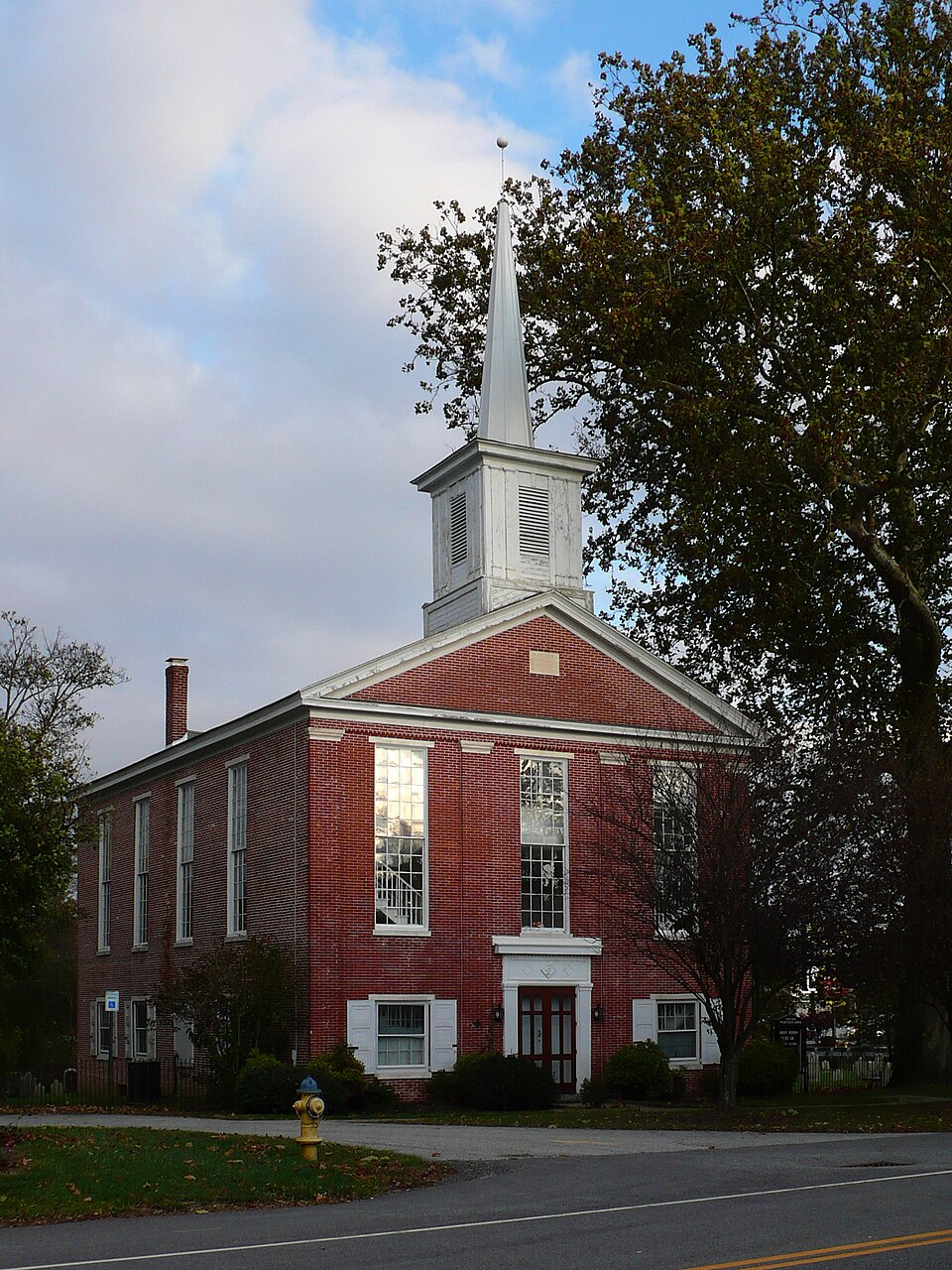 Photograph of Aiken's Tavern Historic District