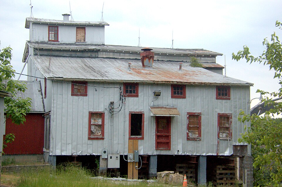 Photograph of Hearn and Rawlins Mill