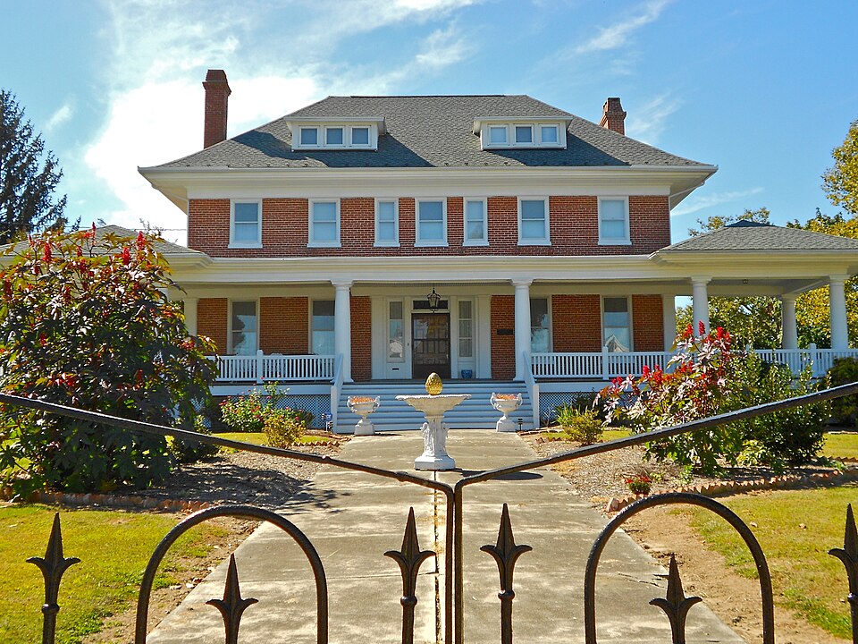 Photograph of Gov. William T. Watson Mansion