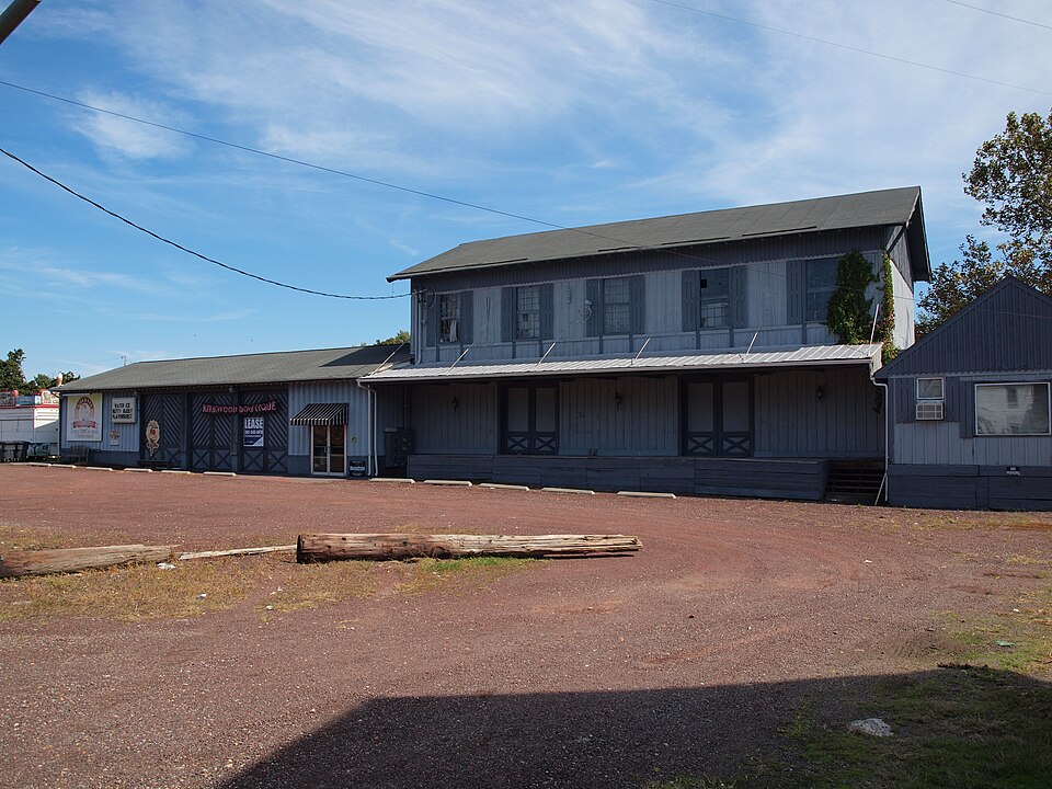Photograph of Correll's Farm and Lawn Supply