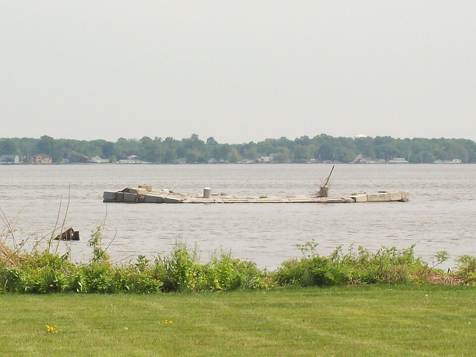Photograph of New Castle Ice Piers