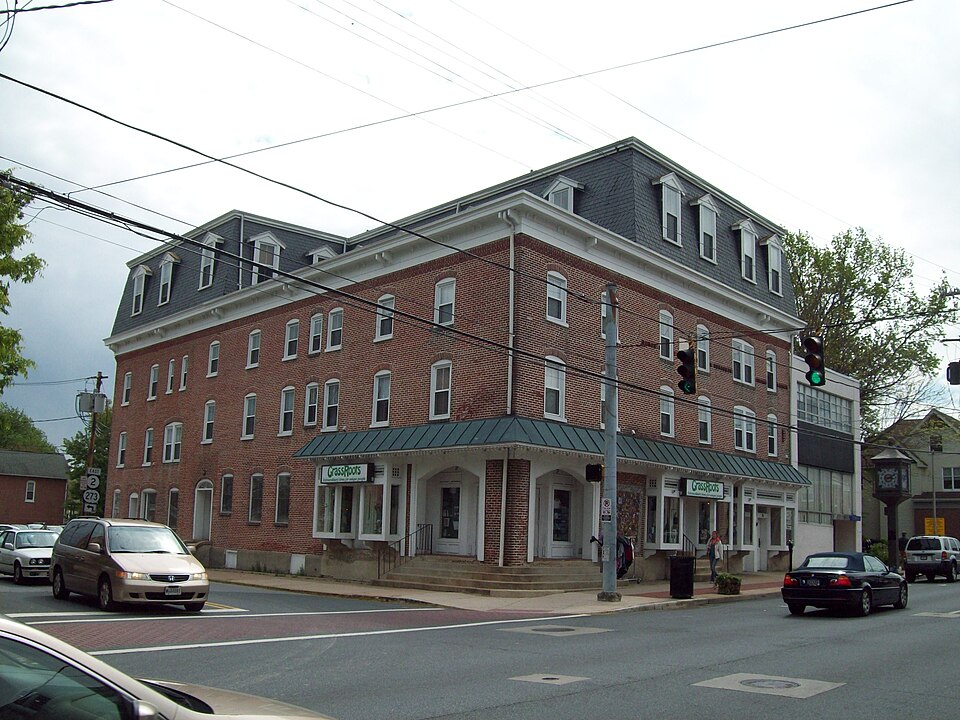 Photograph of Newark Opera House
